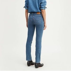 Levi’s 314 shaping straight